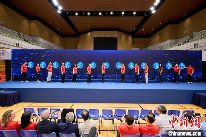 亚洲蹦床锦标赛首次登陆香港 何雯娜陆春龙分享