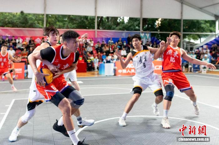 广东队首战告捷张智渊独得13分力克辽宁队