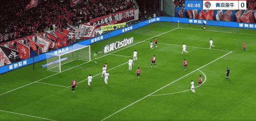 成都蓉城主场1-0力克青岛海牛 牟鹏飞多次扑救难