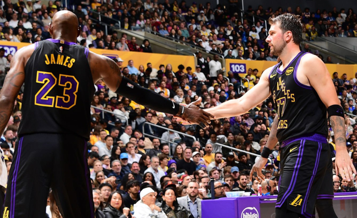 东契奇单月得分破科比纪录 湖人连胜冲击西部前