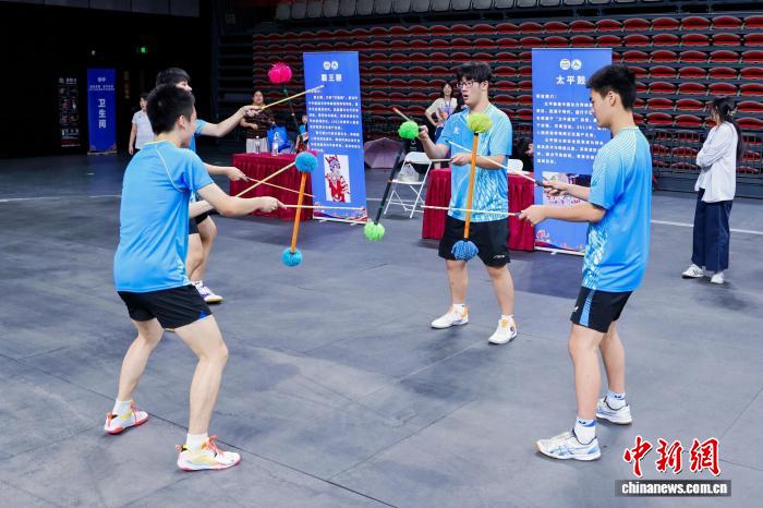 绽放青春爱乒会赢：京台青年乒乓球交流赛在京