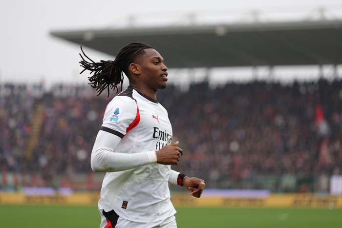 巴萨瞄准莱奥引援 意图补强进攻端