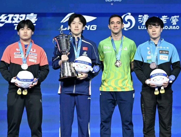 王楚钦首夺世界杯男单冠军坦言不服输精神支撑