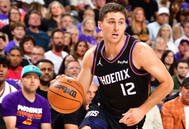 太阳力克勇士晋级季后赛 吉莱斯皮表现低迷引担