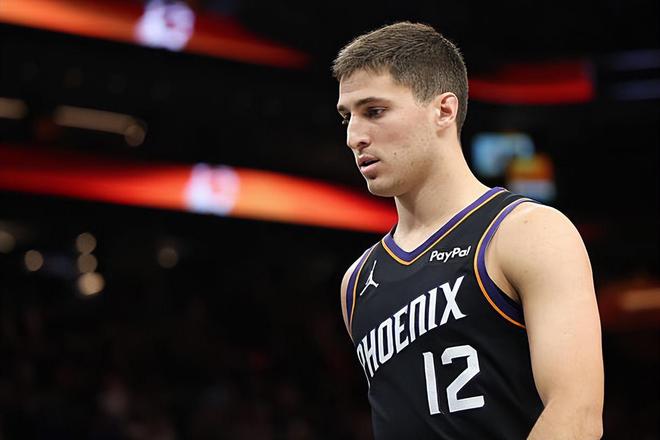 太阳力克勇士晋级季后赛 吉莱斯皮表现低迷引担